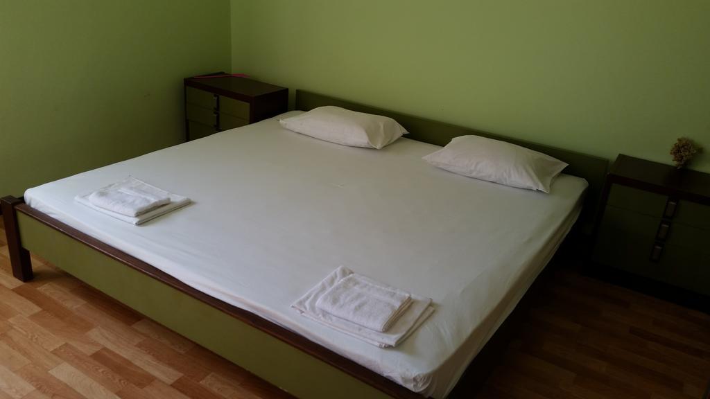 Apartments And Rooms Mirjana Bibinje Habitación foto